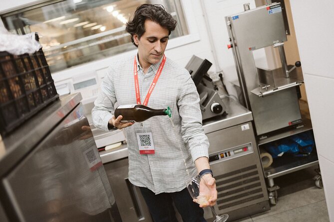 Authentic Basque Cooking Class in San Sebastian Old Town - How the Cooking Really Feels: you take turns