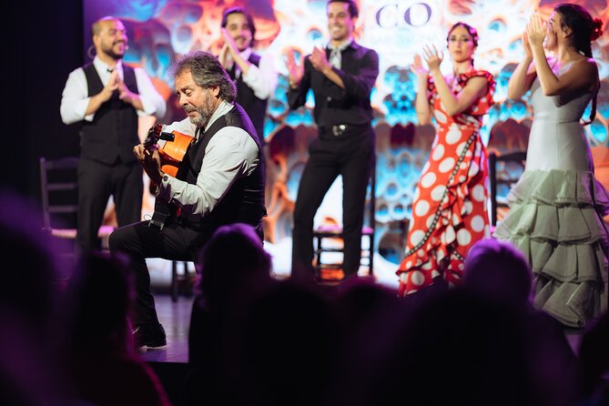Authentic Flamenco Show at the Barcelona Flamenco Theater - Teatro Flamenco Barcelona: a small room with big energy