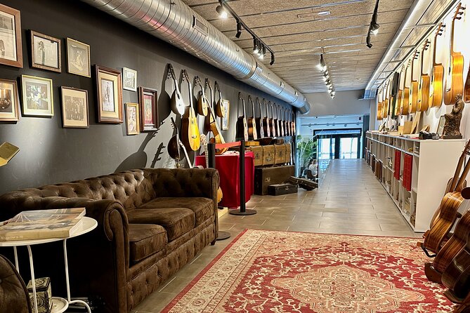 Authentic Flamenco Show Barcelona : Intimate Casa Sors Experience - Stop 1: The Casa Sors Flamenco Room and What Close Seating Changes