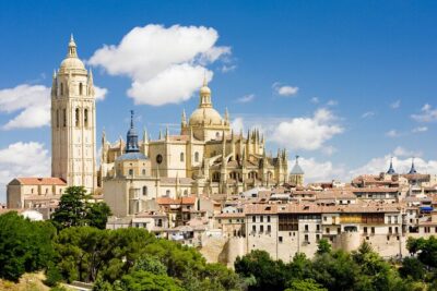 Avila and Segovia private day trip with hotel pick up from Madrid - Private Transportation From Madrid: How the Day Stays Comfortable