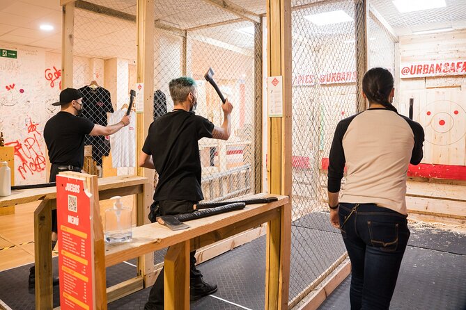 Axe Throwing 1 hour session - Who this axe throwing session suits best (and who might not)