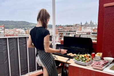 Barbecue in a penthouse in the center of Barcelona with a chef - The Evening Plan: From Cava Aperitif to Grilled Pineapple
