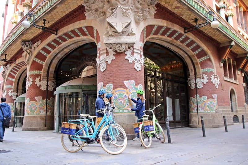 Barcelona: 1.5-Hour Sightseeing Tour by Bike/Electric Bike - Key highlights to look for before you book