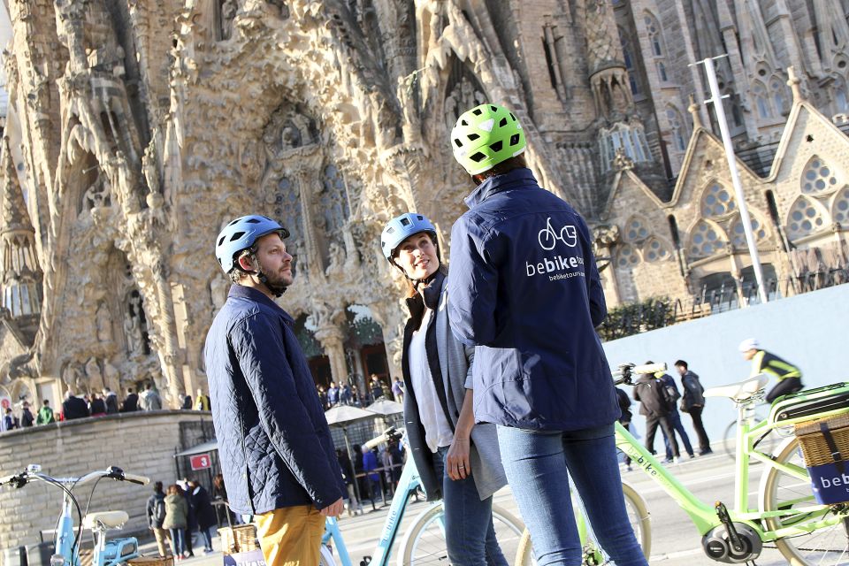 Barcelona: 2.5-Hour Bike or E-Bike Historical Tour - Gràcia: Catalan Modernism You Can Actually Enjoy at Bike Speed