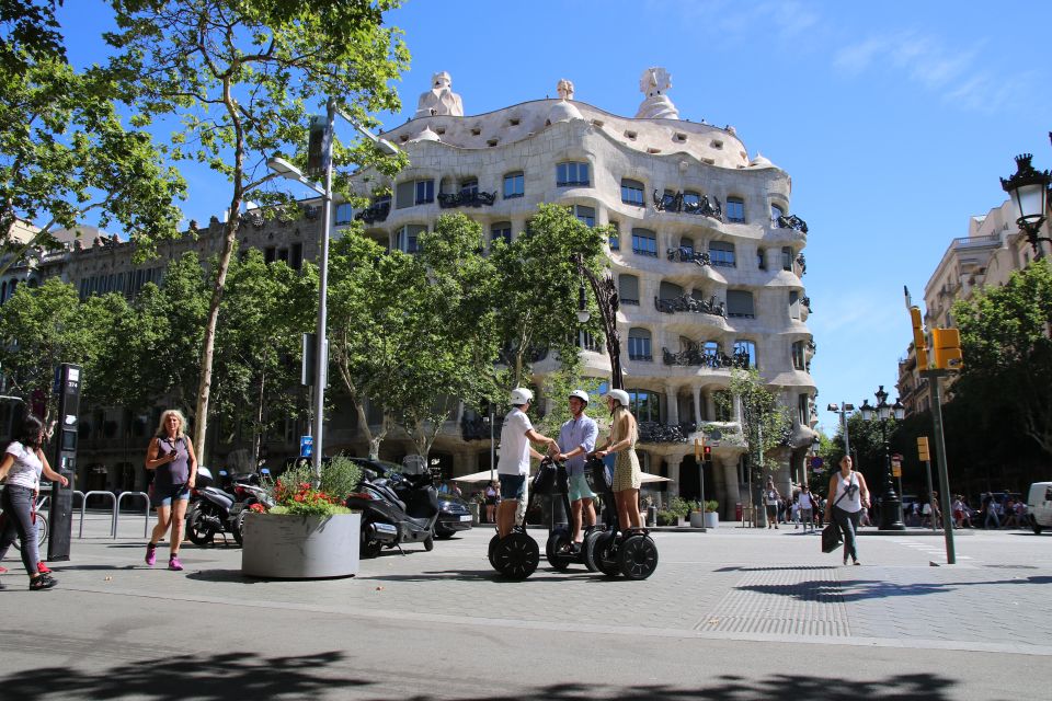Barcelona: 2.5-Hour Gaudí Segway Tour - Gràcia’s Plaza de la Vila de Gràcia: the mood shift worth it