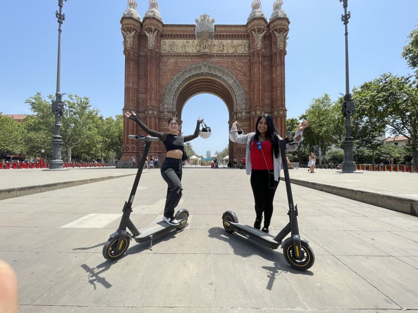 Barcelona: 2-Hour e-Scooter Tour - Meeting at Robot City Segway Tour Offices and Getting Ready