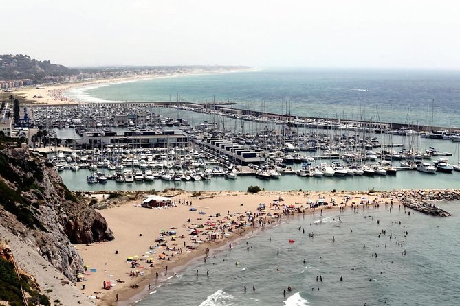 Barcelona 2-hour Private Boat Tour with Cava and snacks - Key Things You’ll Notice Right Away