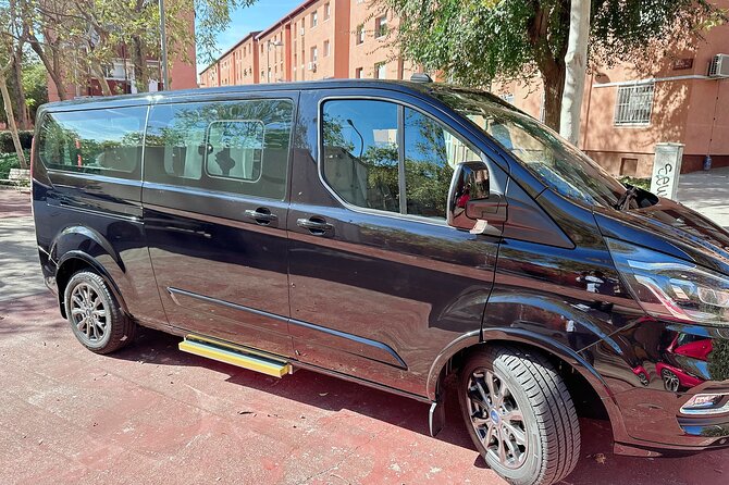 Barcelona Arrival Private Transfer Airport To Barcelona City - Communication That Keeps the Pickup Smooth