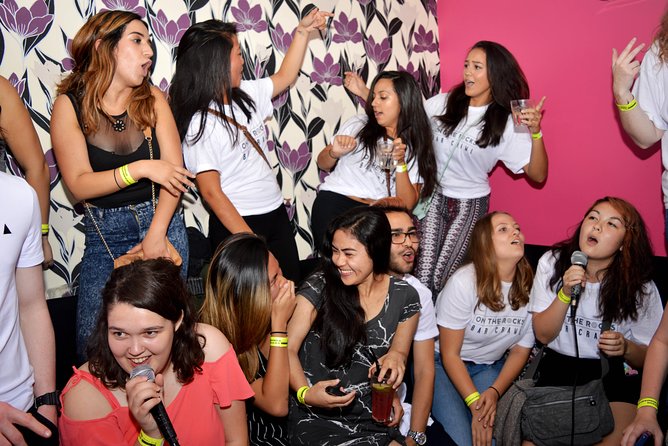 Barcelona Bar Crawl - Dress code reality check (this is not a suggestion)