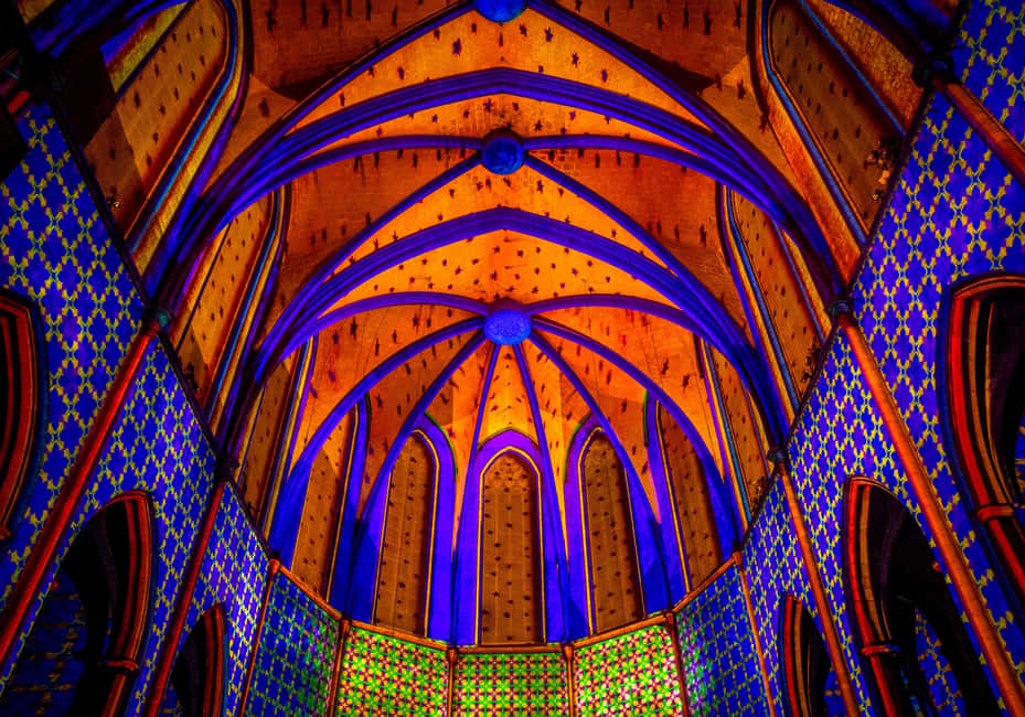 Barcelona Basilica: Immersive Light and Sound Show - LUMINISCENCE - What you’re really buying at Santa Maria del Pi