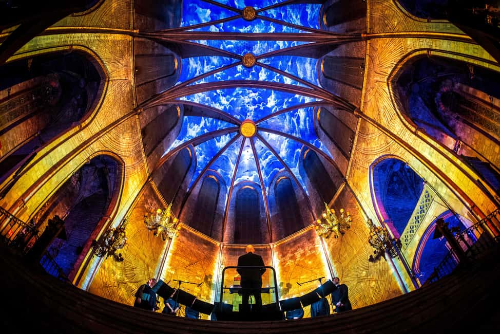 Barcelona Basilica: Immersive Light and Sound Show - LUMINISCENCE - What the show feels like: guardian voice, narration, and 360° projections