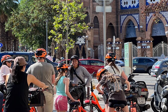 Barcelona Bike City Tours from Sagrada to the Sea with a Local - Sagrada Família: the wow-factor stop (and how to manage ticket expectations)