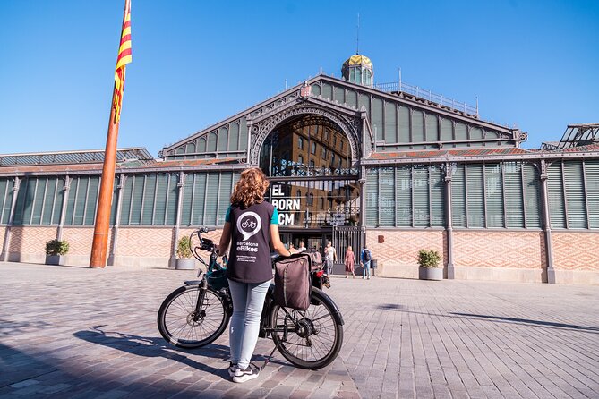 Barcelona Bike tour, Gaudí houses or beach bike or eBike tour - Down to the sea: Port Olímpic and Barceloneta beach time