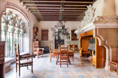 Barcelona: Casa Amatller Priority Entry Ticket - Priority entrance and the 20-person limit: how the visit flows