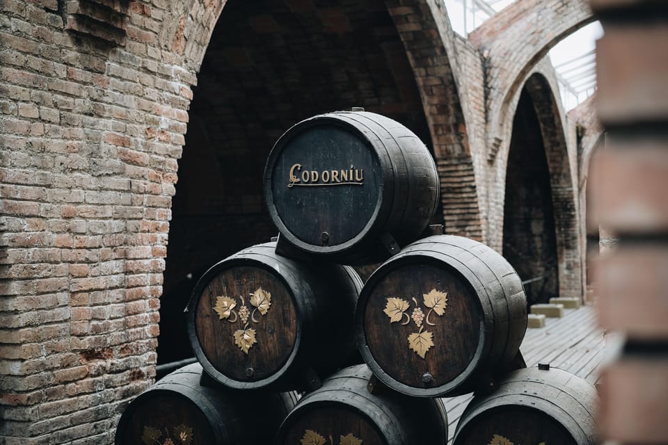Barcelona: Casa Codorníu Guided Tour with Cava Tastings - Price and value: what $35 buys you in real terms