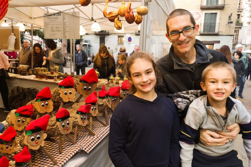 Barcelona: Churros, Hot Chocolate, and Games Family Tour - La Rambla, plus Gaudí-adjacent beauty and Plaça Reial charm