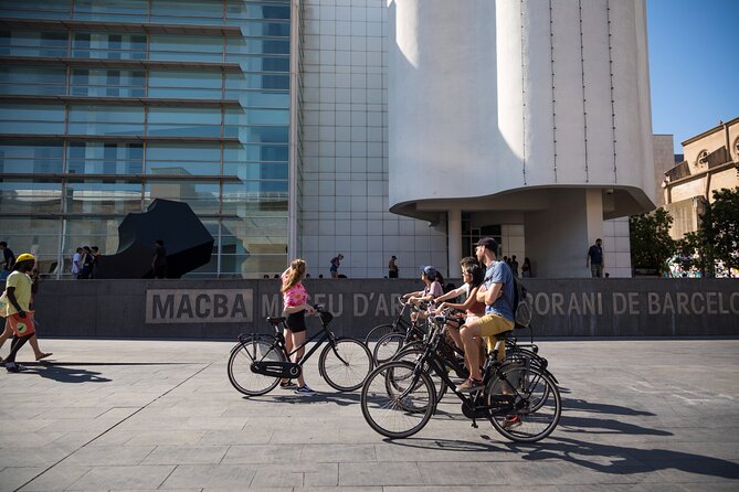 Barcelona City Highlights Bike Tour - Parc de la Ciutadella to the Olympic port: park air and sea views