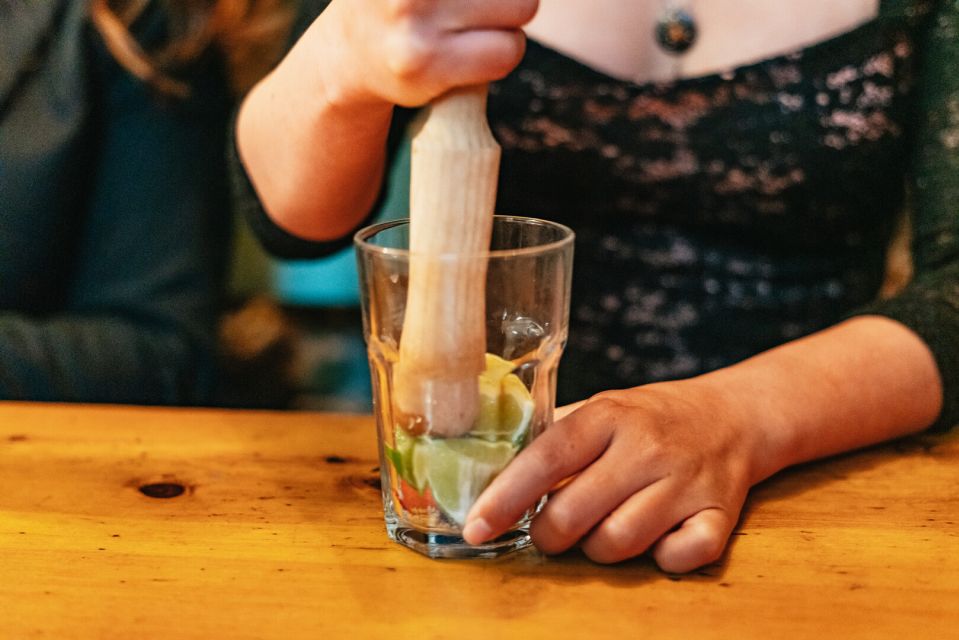 Barcelona: Cocktail Master Class by Mixologist with Tapas - Who this fits best in your Barcelona plans