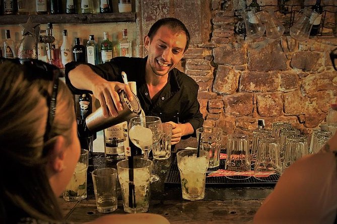 Barcelona Cocktail Masterclass with Tapas - Gothic Quarter meeting point: why it sets the mood