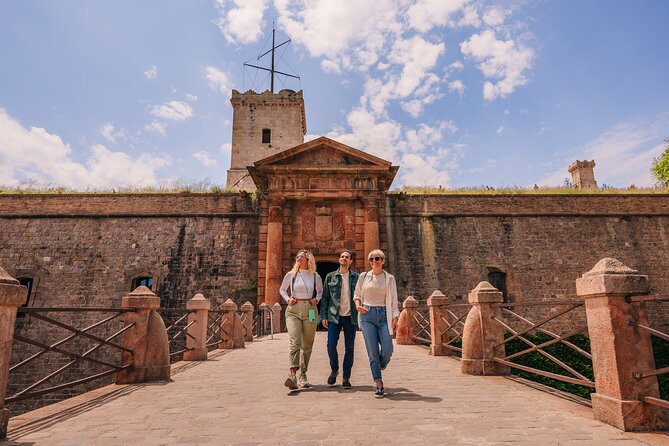 Barcelona E-Bike, Cable Car & Boat - Barceloneta by sea: why the boat part is worth making time for
