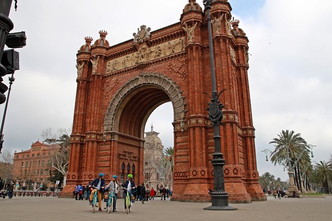 Barcelona E-Bike Guided Tour with Montjuic Hill - Why Montjuïc by E-Bike Feels Like Smart City Cheat Codes