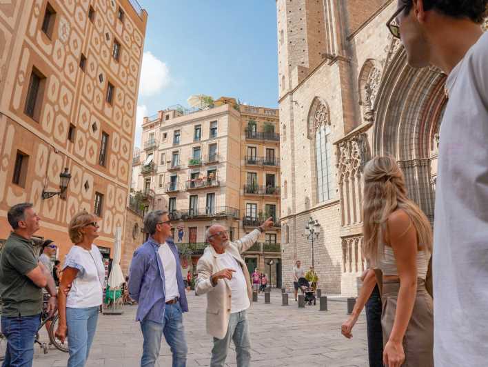 Barcelona: El Born and Gothic Quarter Wine & Tapas Bar Tour - Pacing and meeting points inside Barcelona’s oldest streets