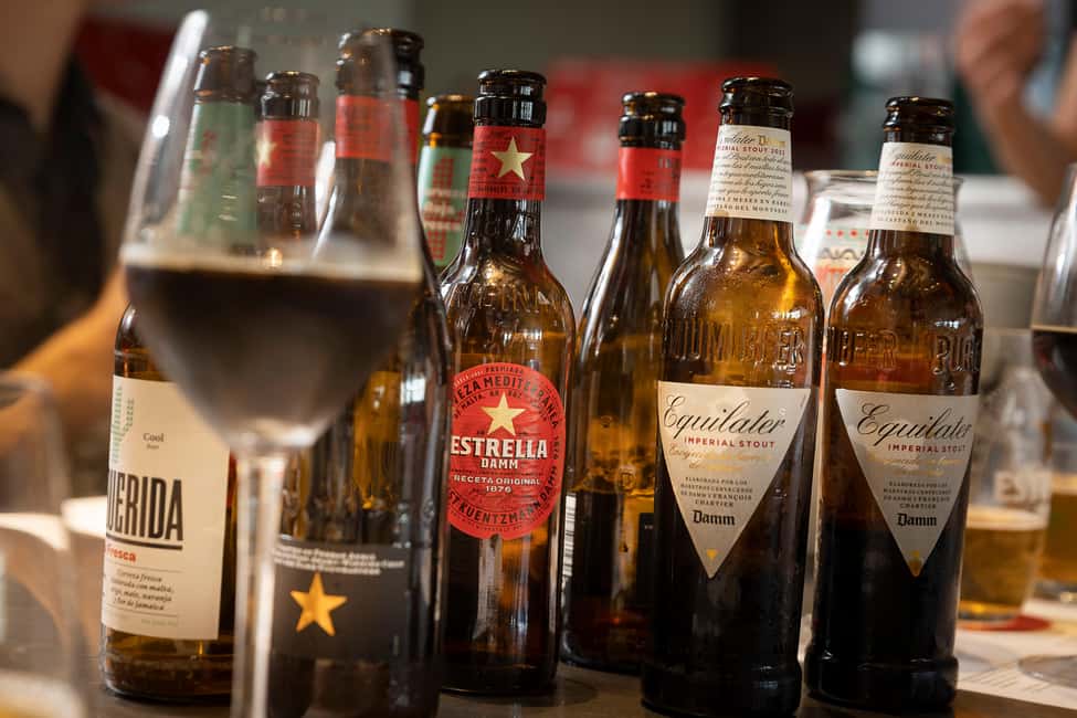 Barcelona: Estrella Damm Brewery Guided Tour with Tasting - Snacks, atmosphere, and that small-tour feeling