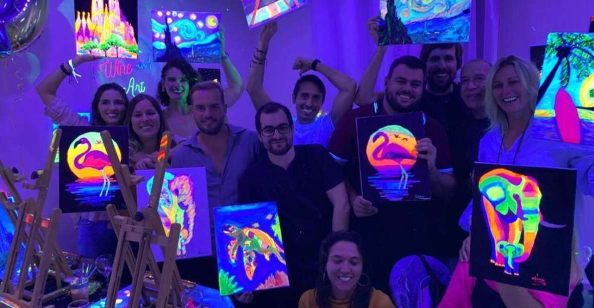 Barcelona: Fluorescent Paint and Wine Workshop - Key highlights worth showing up for