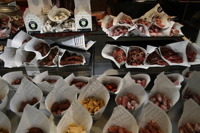 Barcelona Food Tour: Market & Gothic Quarter with Expert Guide - Las Ramblas first: quick orientation before you sprint into food