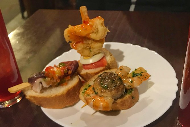 Barcelona Food Tour: Market & Gothic Quarter with Expert Guide - Food tasting strategy: how to not leave hungry or overfull
