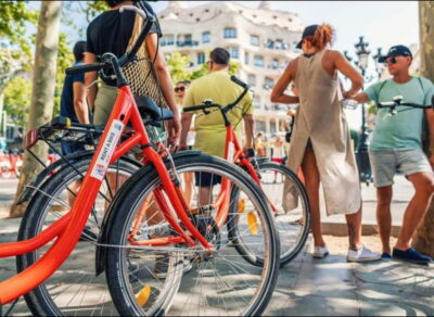 Barcelona: Full-Day Bike/E-Bike Rental with Helmet and Lock - Getting your bike: what you’ll do at the shop and how to prepare