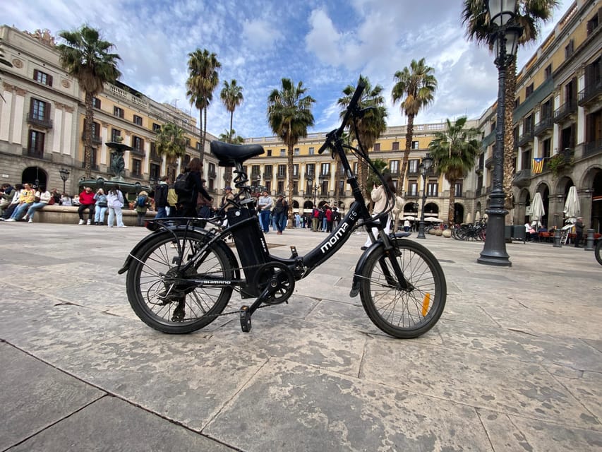 Barcelona: Full-Day Bike/E-Bike Rental with Helmet and Lock - Barceloneta and the beaches: sea air, easy breaks, and seafood stops