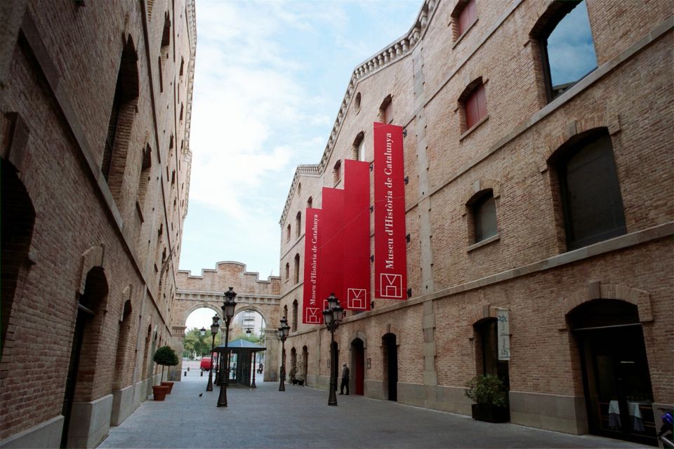 Barcelona: Go City All-Inclusive Pass with 45+ Attractions - City views and transport: hop-on bus, cable car, Torre Glòries, plus Las Golondrinas