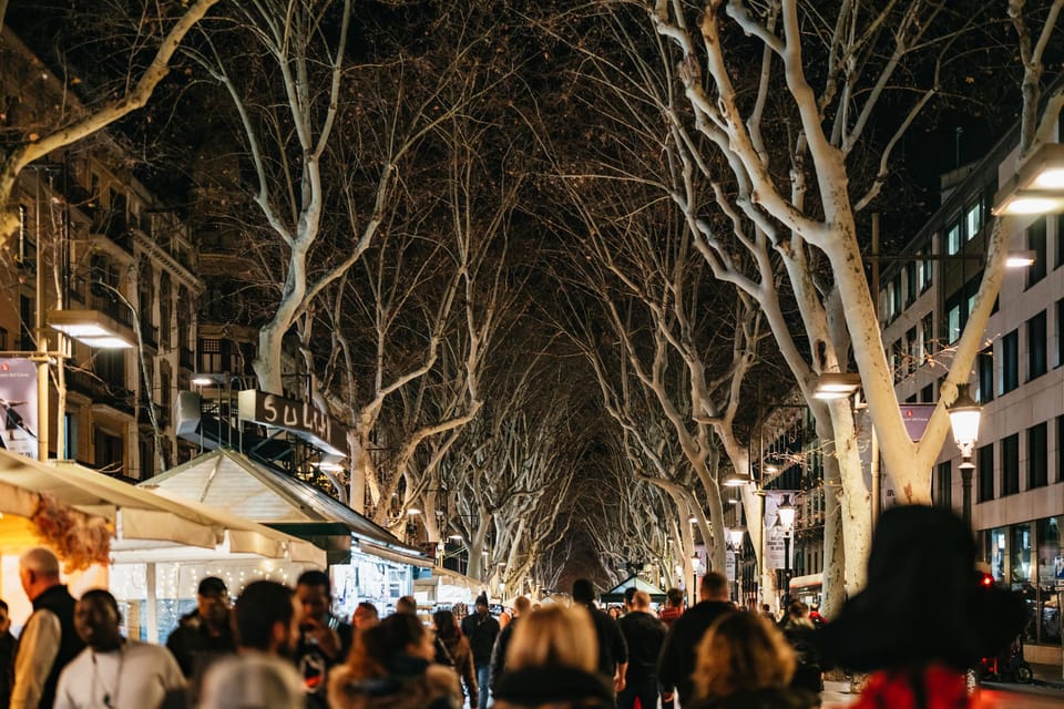 Barcelona: Gothic Quarter Ghosts and Legends Walking Tour - Should You Book This Barcelona Gothic Quarter Ghosts and Legends Tour?