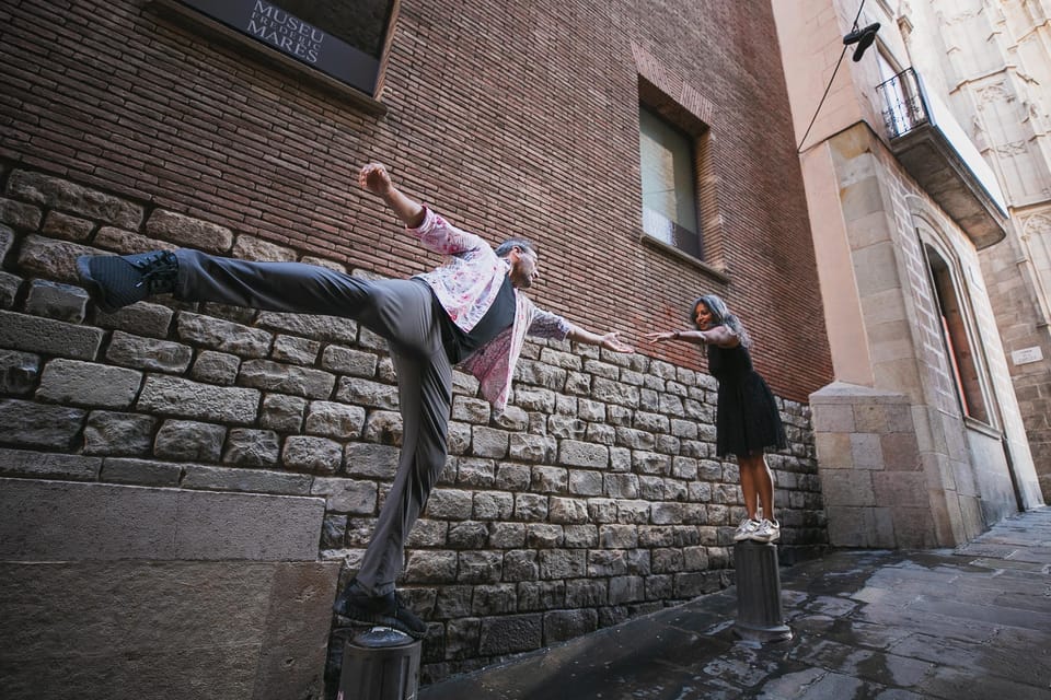 Barcelona: Gothic Quarter Private Photoshoot Experience - Key highlights to know before you go