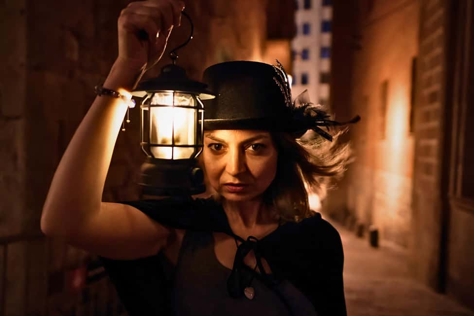Barcelona: Gothic Quarter Tour Dark History & Ghosts Tour - Where the Tour Starts at Plaça del Canonge Colom