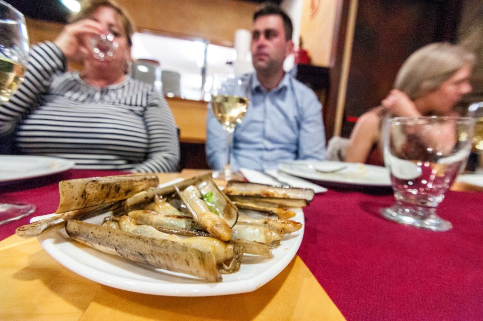 Barcelona Gourmet Food & Wine Tour with Local Expert - Wine Pairings That Actually Teach You Something