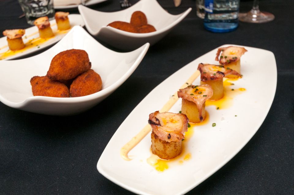 Barcelona Gourmet Food & Wine Tour with Local Expert - The Eixample Advantage: Eating Where the Neighbors Actually Go
