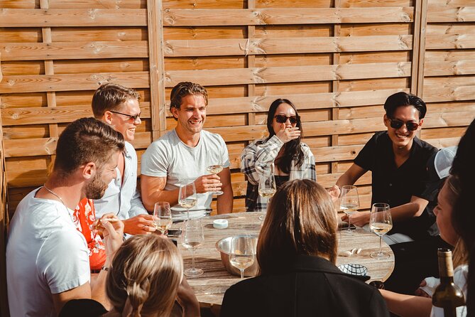 Barcelona: Guided Rooftop Wine Tasting – Enjoy 6 Spanish Wines - Guide energy: from Ula and Will to Freya (and handling real life)