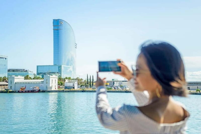 Barcelona: Helicopter, Boat Ride & Old Town Private Tour - A 4-hour Barcelona hits-you-from-every-side plan