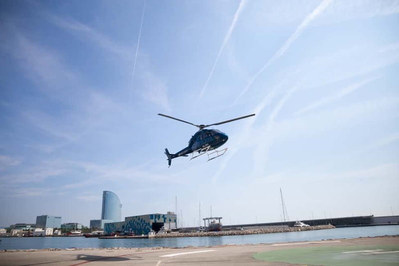 Barcelona: Helicopter Flight & Heliport Boat Transfer - Guide style: live commentary, but don’t count on a long lecture