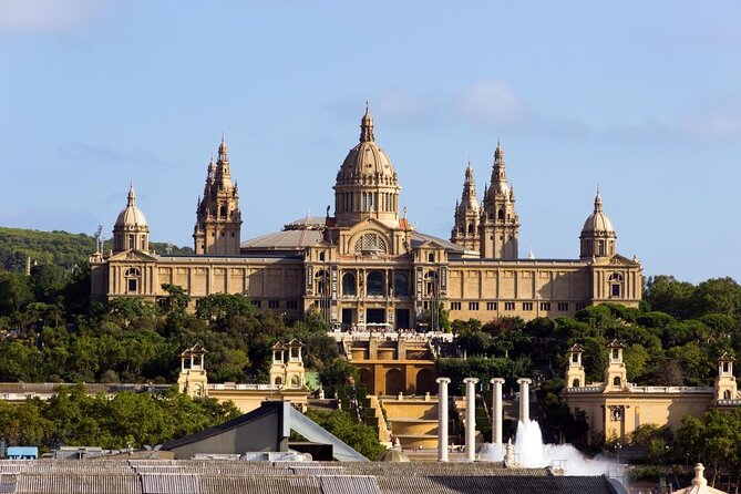Barcelona Highlights Guided Tour with Monjuic Cable Car - Key things I’d circle before you go