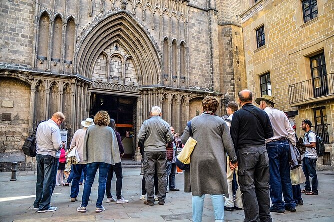 Barcelona Highlights Guided Tour with Monjuic Cable Car - Who Should Book This Tour (and Who Should Skip It)