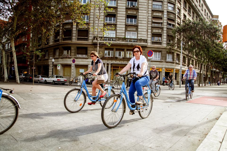 Barcelona Historical 3-Hour Bike Tour - The start point: Carrer de la Marquesa and your first photo stop