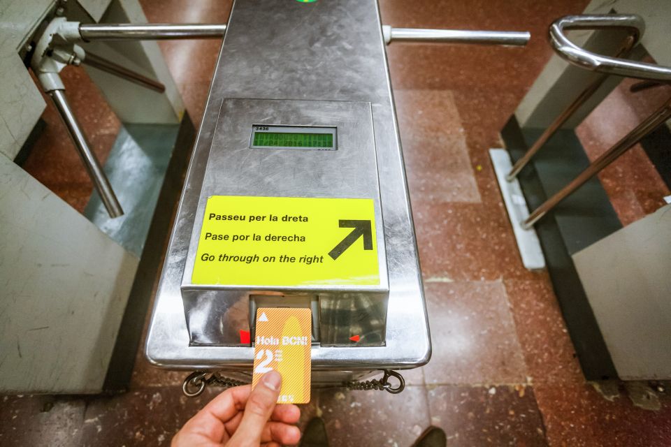 Barcelona: Hola Barcelona Public Transport Travel Card - Who This Works Best For (And Who Should Rethink It)