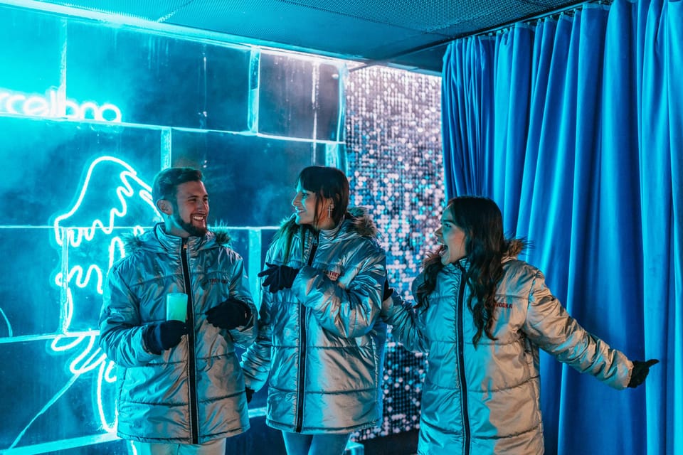 Barcelona: Icebar experience, located at the beach !! - Price and value: $22 for a full “cold kit” experience