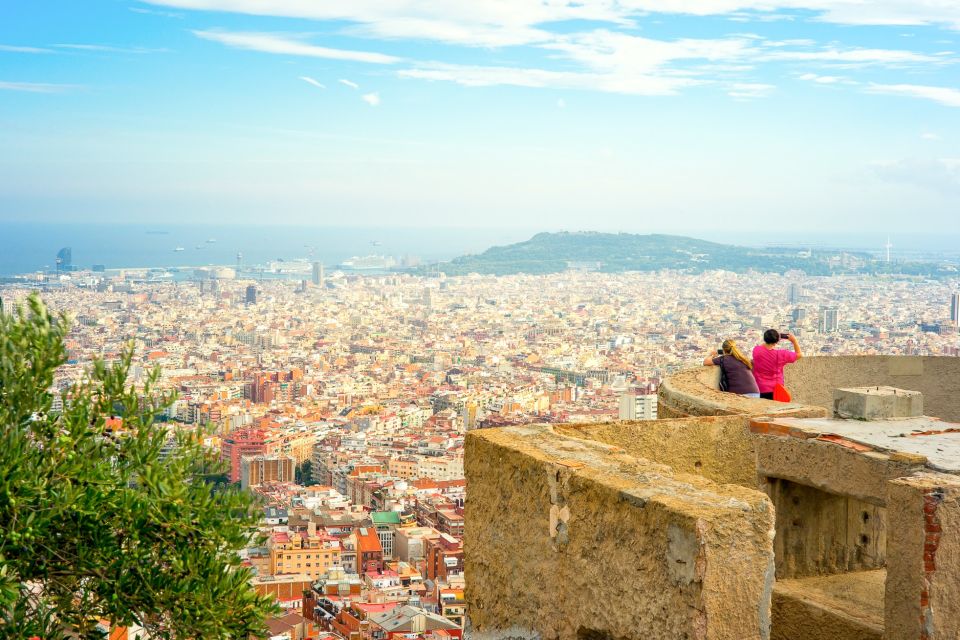 Barcelona: Instagram Tour of the Most Scenic Spots - Park Güell with skip-the-line entry and an afternoon finish