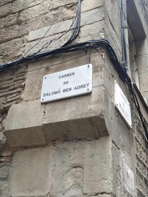Barcelona: Jewish Tour by a Jewish guide - Starting at Plaça de Sant Jaume: your easy meeting point