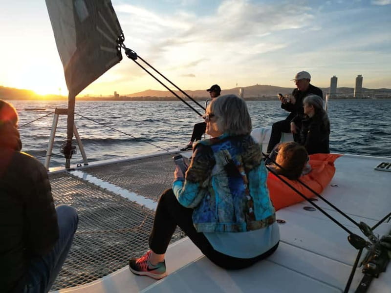Barcelona: Luxury Catamaran Sunset Cruise - Olympic Port safety briefing and welcome drinks (about 15 minutes)