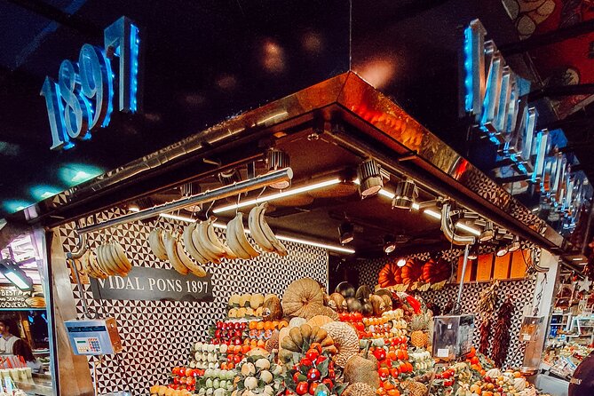 Barcelona Markets Tour - Santa Caterina Market: architecture plus monastery ruins